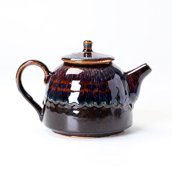 金孔雀茶壶